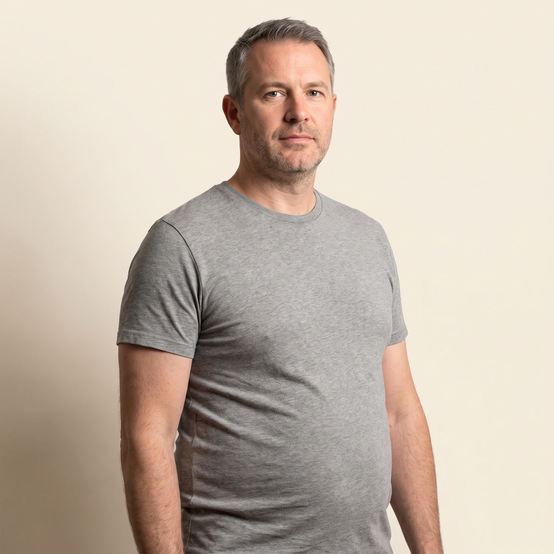 Portrait of the author before testing the shirt